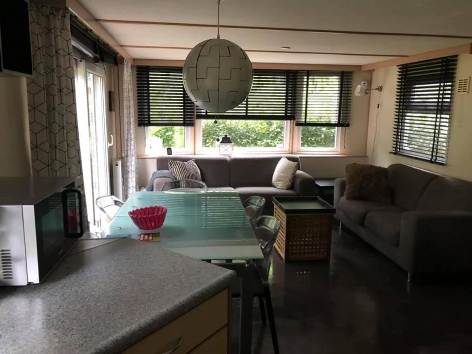 Chalet 4-5 Pers In Epe F16 Van Alle Gemakken Voorzien Max Aantal Volwassenen Is 4 Exterior foto