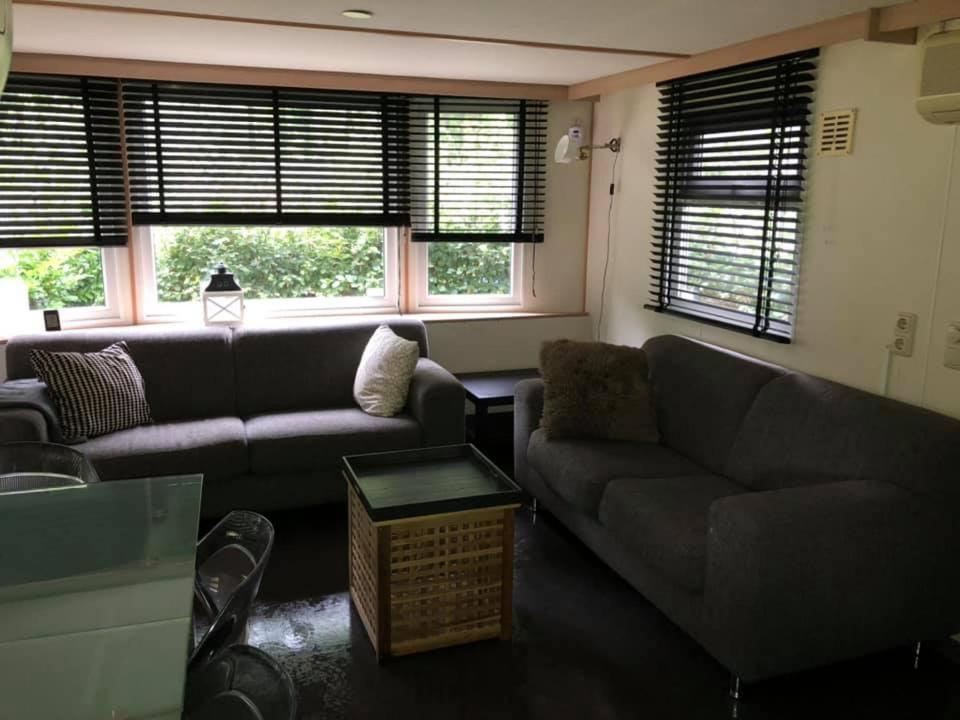 Chalet 4-5 Pers In Epe F16 Van Alle Gemakken Voorzien Max Aantal Volwassenen Is 4 Exterior foto